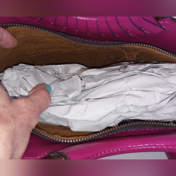 NWT Patricia Nash Lyon Tooled Leather Satchel, crossbody strap, Fuchsia Multi - Picture 8 of 10